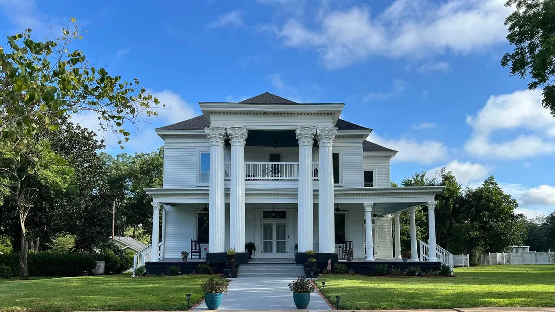 The Coffin Hammond House, a historic home with a welcoming porch